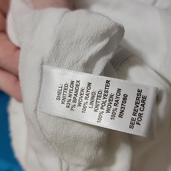 26/28w white Cato long dress. White lace top. - Picture 4 of 4